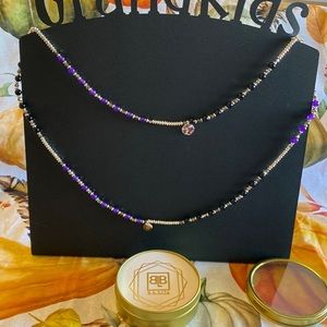 BbLila necklace with purple, black and silver beads approx 32 in on elastic